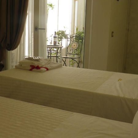 La Dimora Di Re Idomeneo Bed & Breakfast Lecce Luaran gambar