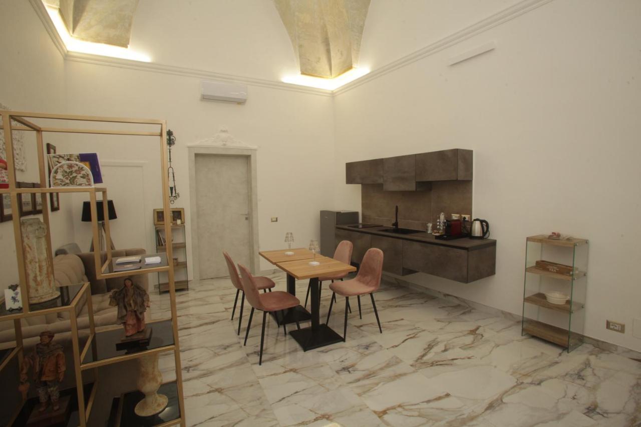 La Dimora Di Re Idomeneo Bed & Breakfast Lecce Luaran gambar