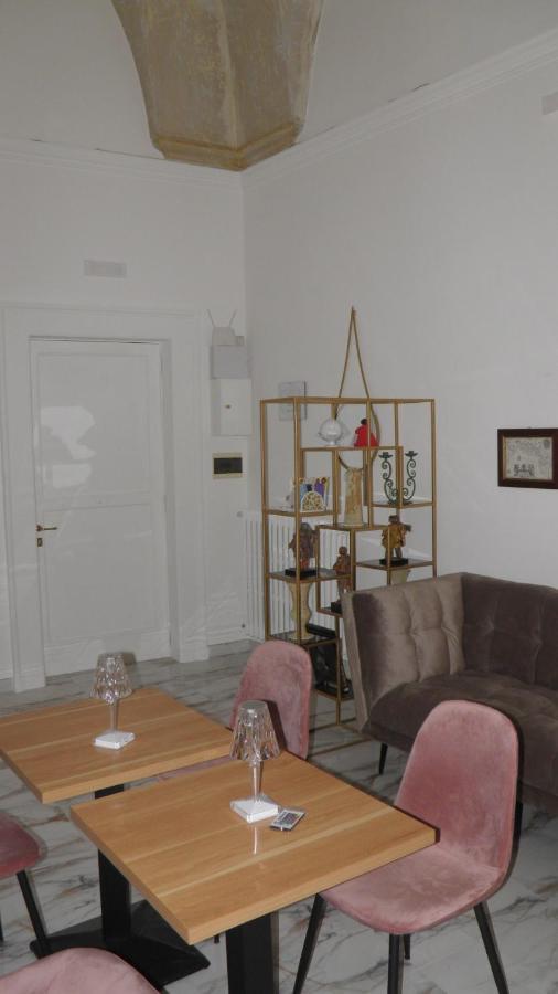 La Dimora Di Re Idomeneo Bed & Breakfast Lecce Luaran gambar