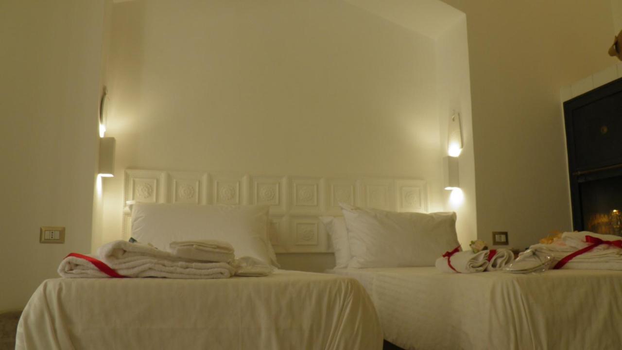 La Dimora Di Re Idomeneo Bed & Breakfast Lecce Luaran gambar
