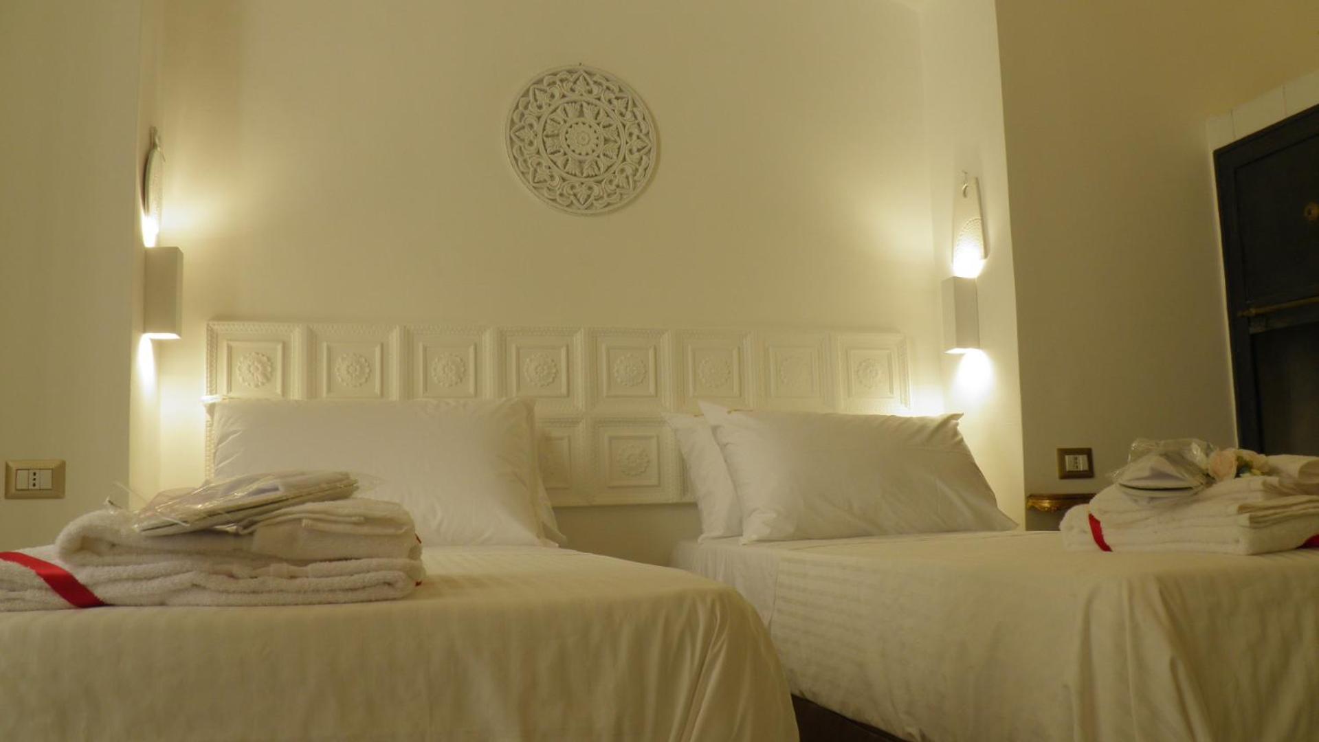 La Dimora Di Re Idomeneo Bed & Breakfast Lecce Luaran gambar